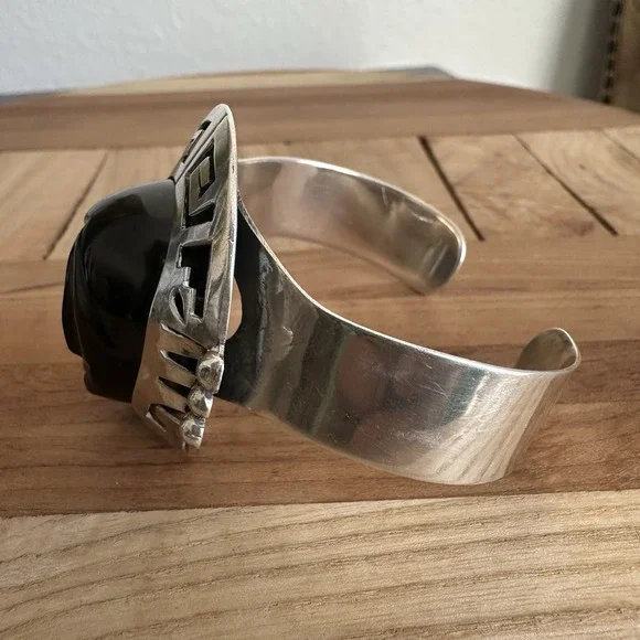 Taxco Cuff Bracelet Sz 6 Adjust Carved Black Onyx‎ Mask Aztec 925 Sterling 44.5g - Picture 4 of 13